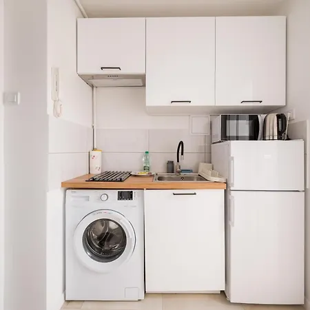 Na Sadach Wooden By Bookinghost Appartement