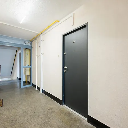 Na Sadach Wooden By Bookinghost *